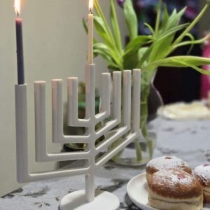 חנוכיה מקוריאן